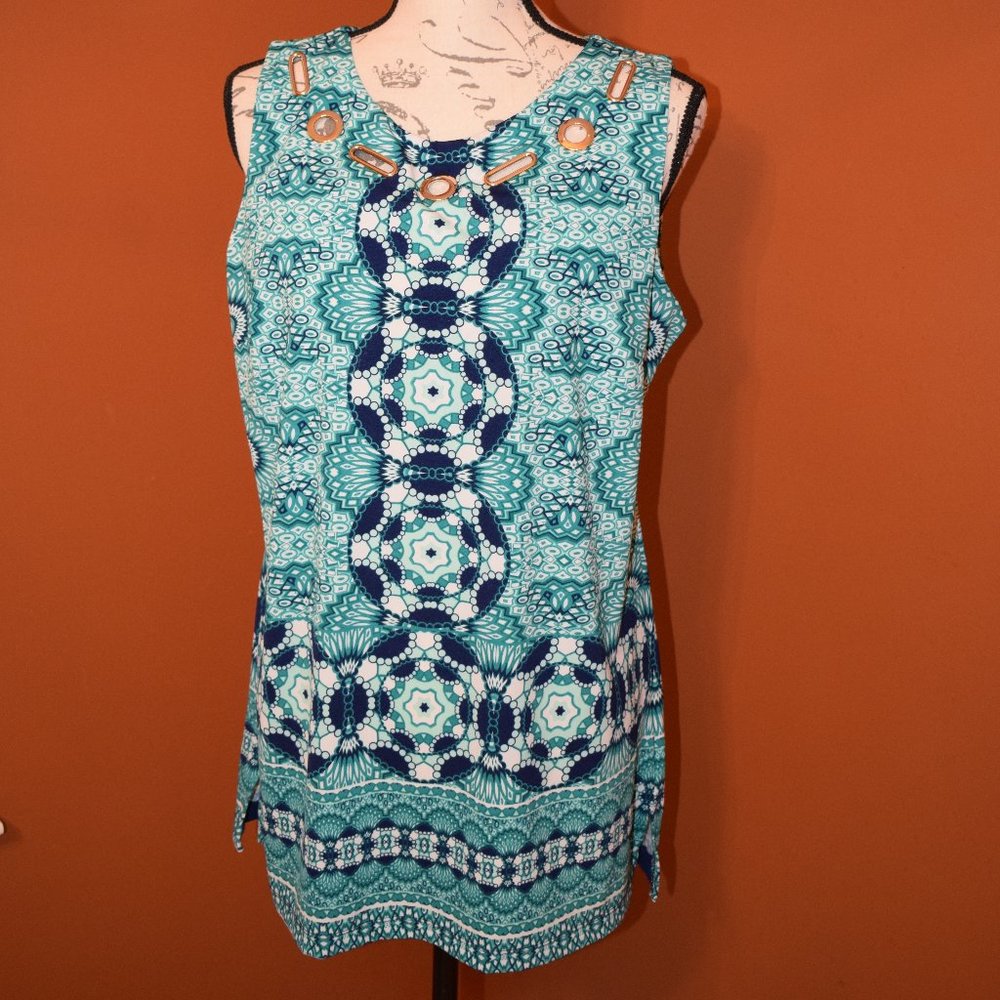 4/$20 La Vanya Sleeveless Top Large